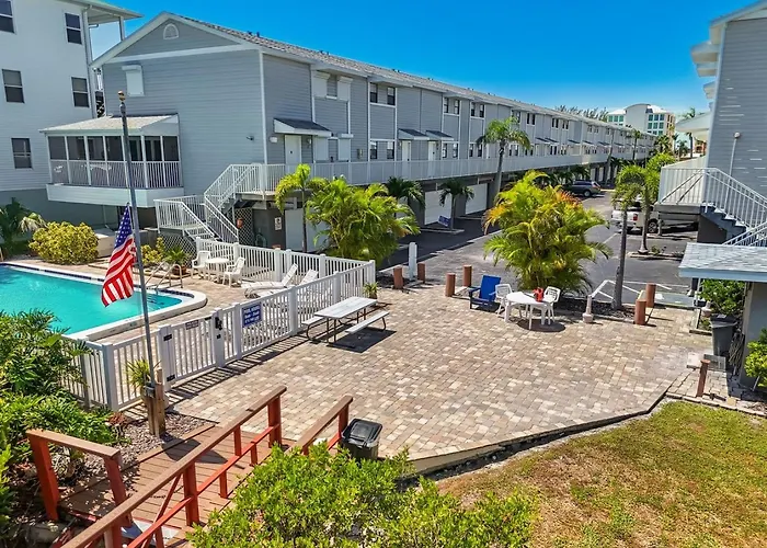 Intracoastal 4 Min Wlk To & Dogs Ok! Clearwater Beach